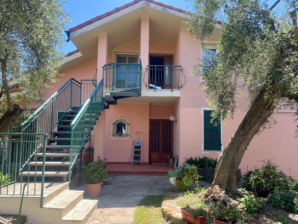Agriturismo Ada Musso Ss Diano Borello エクステリア 写真