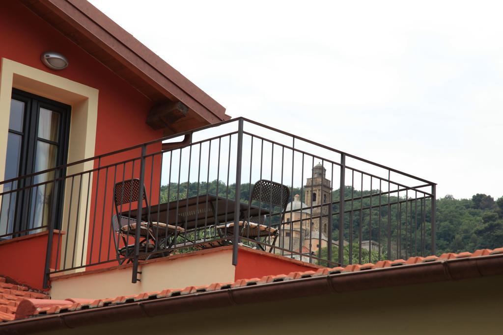 Agriturismo Ada Musso Ss Diano Borello エクステリア 写真