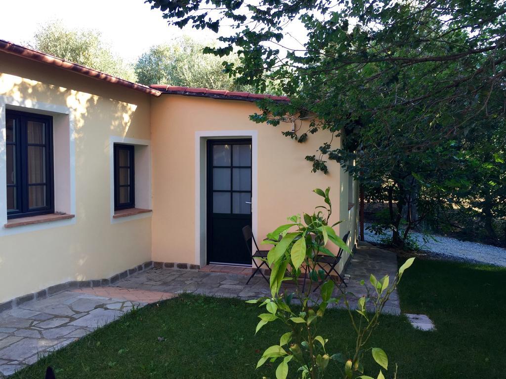 Agriturismo Ada Musso Ss Diano Borello エクステリア 写真